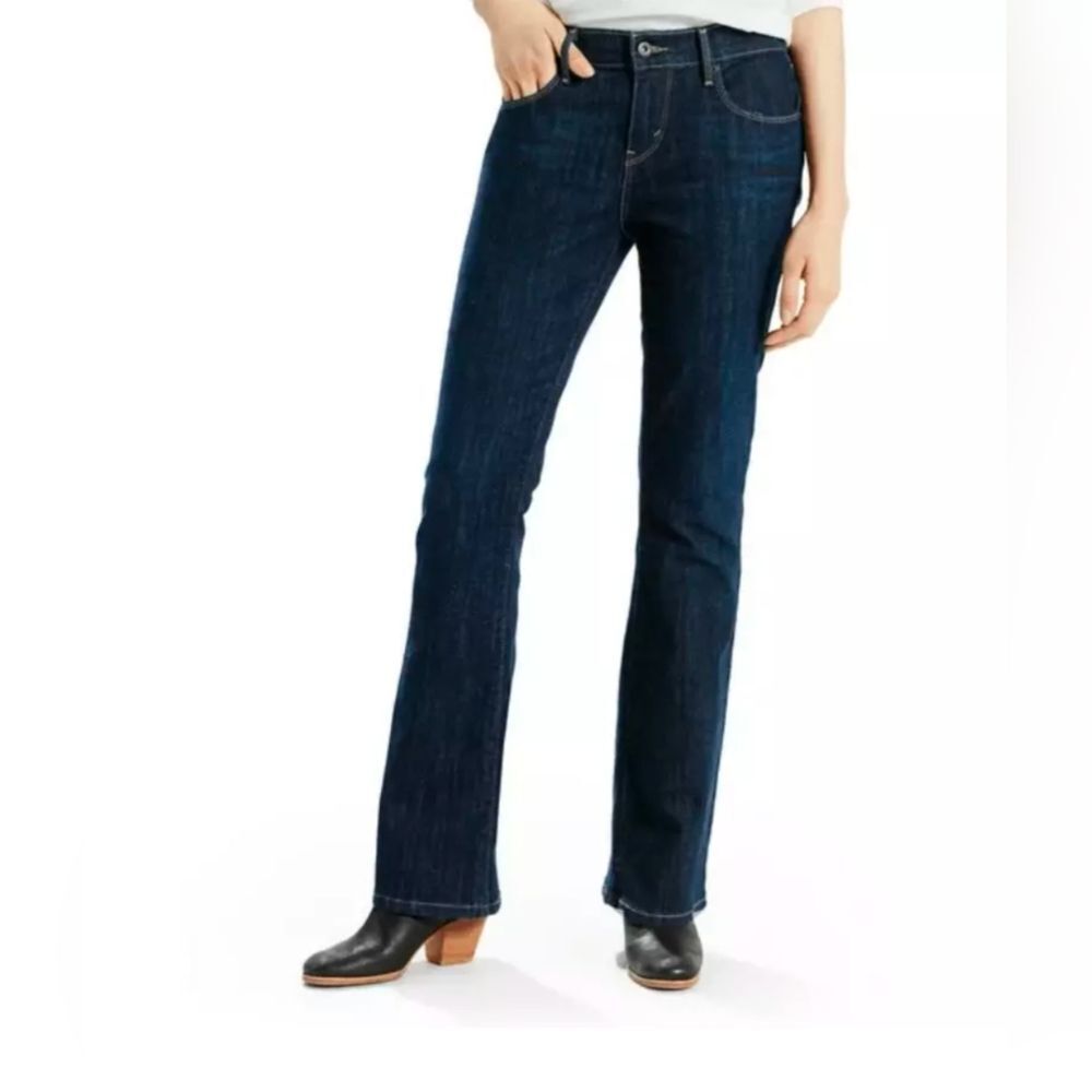 NWT Levi's Classic Women's 515 Mid Rise Bootltcut Blue Jean Studded Pocket 12x31